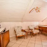 Cynamon Jacuzzi & Sauna Panzió 3*