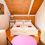 Cynamon Jacuzzi & Sauna 3*