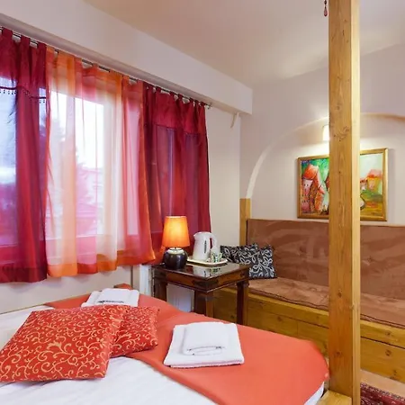 Bed & Breakfast Cynamon Jacuzzi & Sauna 3*