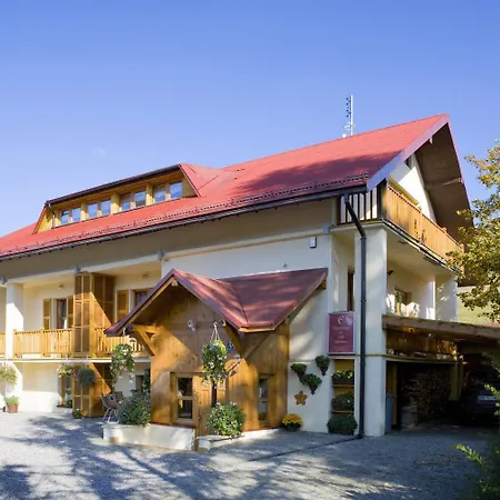 Bed and breakfast Cynamon Jacuzzi & Sauna *