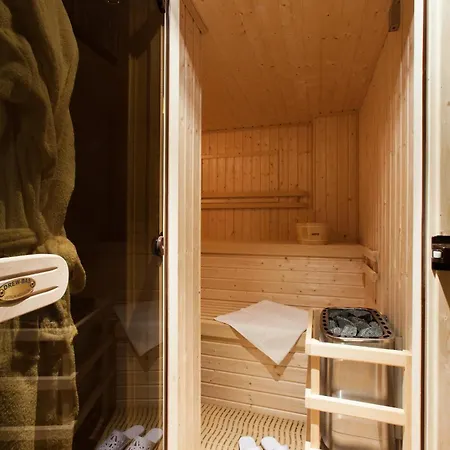 Bed and breakfast Cynamon Jacuzzi & Sauna