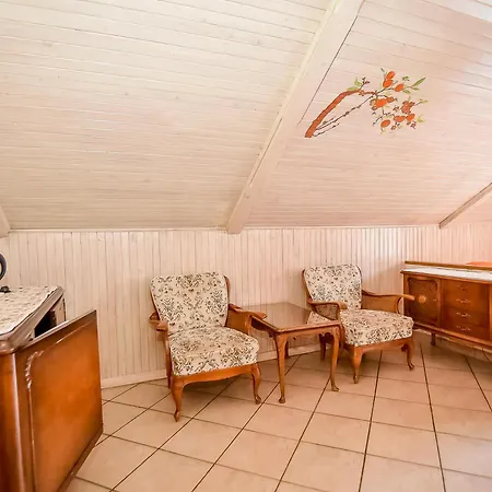 Cynamon Jacuzzi&sauna Bed & Breakfast 3*