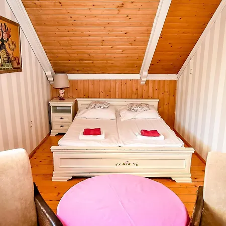 Cynamon Jacuzzi & Sauna 3*