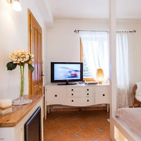 Cynamon Jacuzzi & Sauna 3*