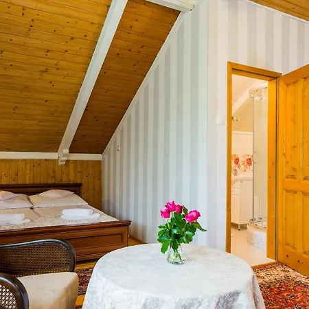 Bed and breakfast Cynamon Jacuzzi & Sauna