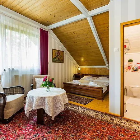 Bed and breakfast Cynamon Jacuzzi & Sauna *