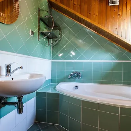 Frühstückspension Cynamon Jacuzzi & Sauna