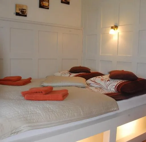 Cynamon Jacuzzi & Sauna 3*