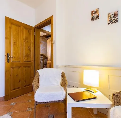 Cynamon Jacuzzi & Sauna ויסלאו