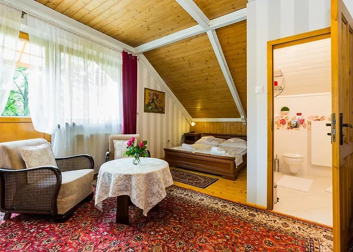 Bed & Breakfast Cynamon Jacuzzi & Sauna 3*