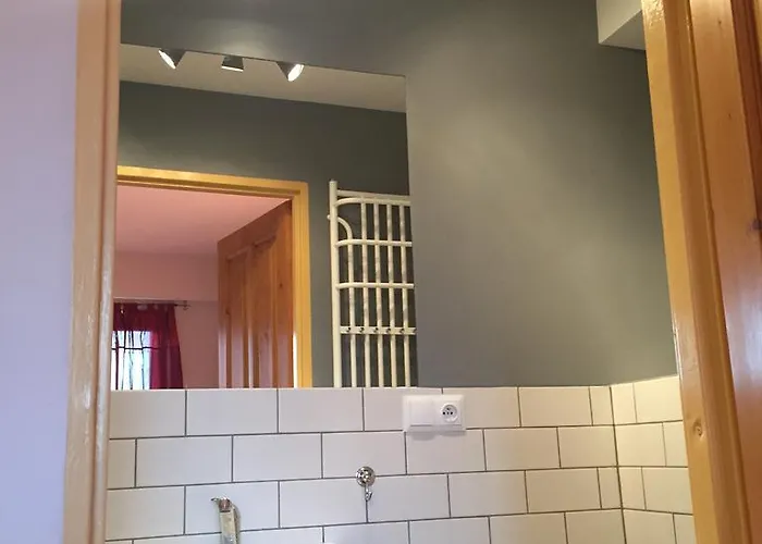 לינה וארוחת בוקר Cynamon Jacuzzi & Sauna ויסלאו