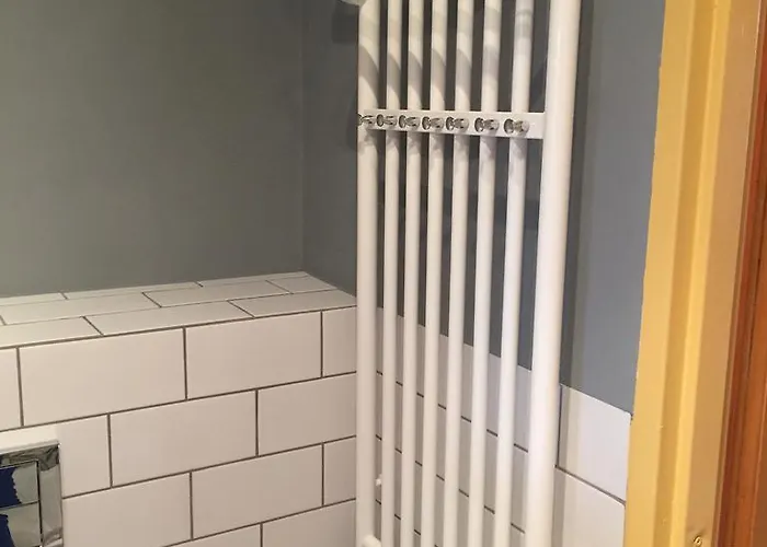 לינה וארוחת בוקר Cynamon Jacuzzi & Sauna 3*