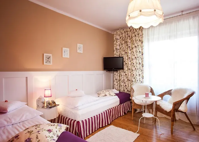 Bed & Breakfast Cynamon Jacuzzi & Sauna 3*